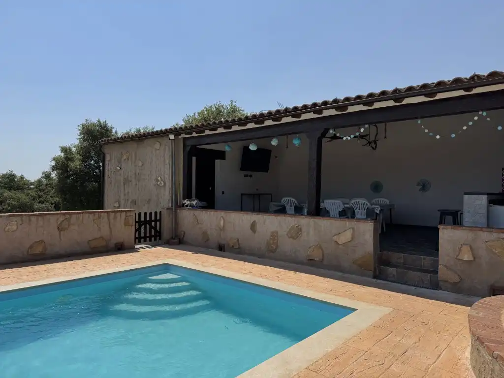 Casa rústica amb piscina en venda a Polígono 5 Parcela 41 CANCHAL LA GUARDIA. SAN VICENTE DE ALCANTARA (BADAJOZ) S/N, imagen 2