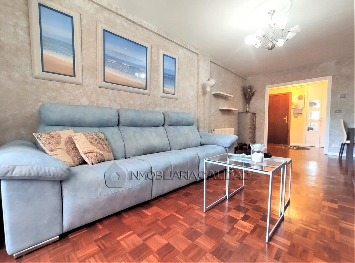 Sala de estar de Piso en venta en Burgos Capital con Calefacción y Terraza