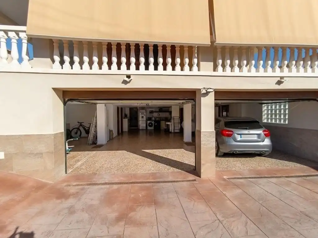 Parking de Casa o chalet en venta en Carcaixent con Aire acondicionado, Calefacción y Jardín privado