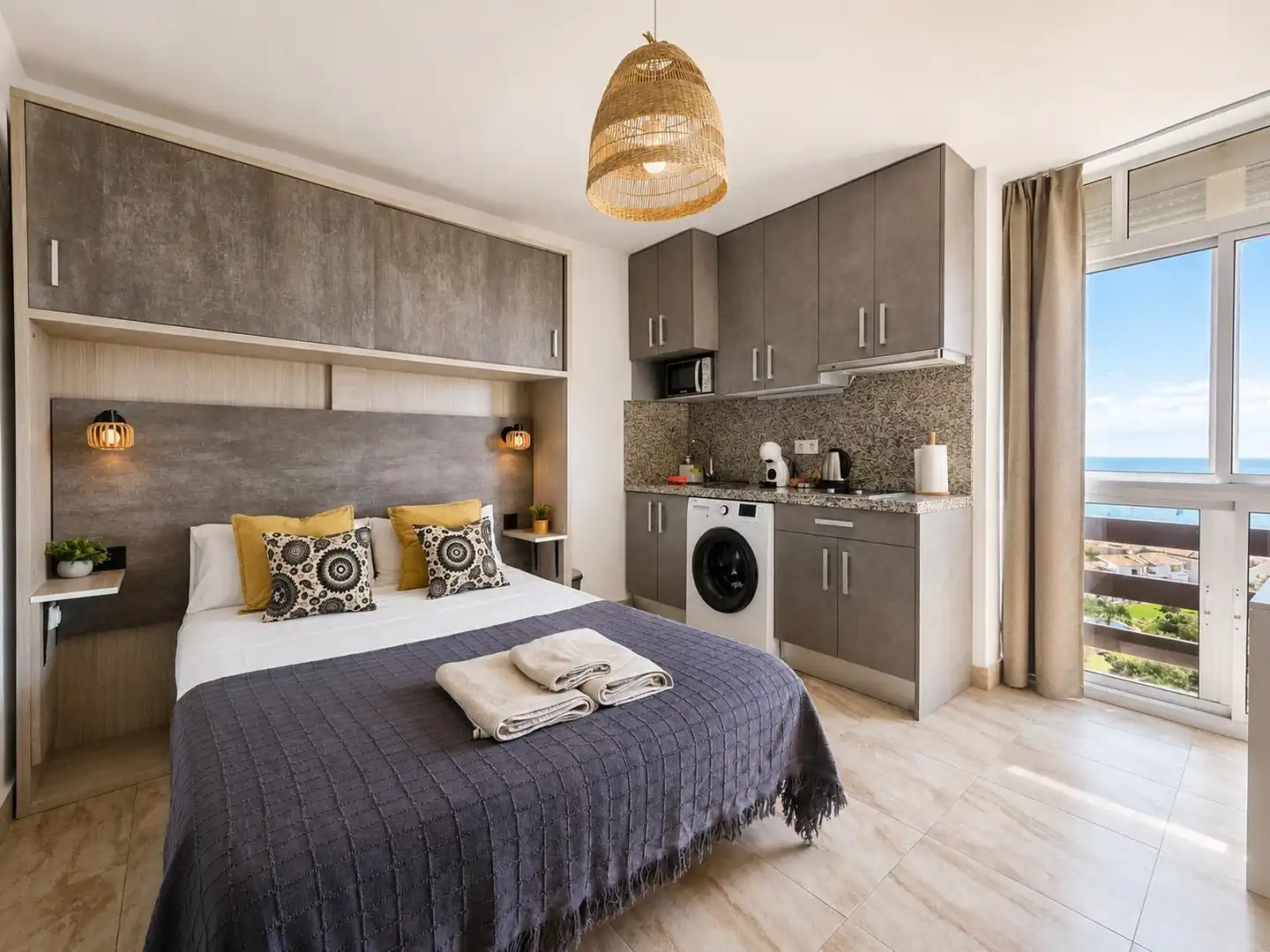 Estudio con piscina en venta en Calle de las Naciones