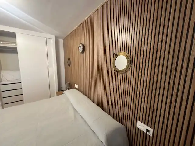 Bedroom of Flat for rent in Huelva  with Air Conditioner, Heating and Furnished