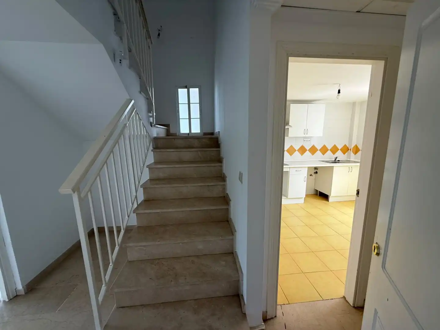 Dúplex en venta en Marbella con Calefacción, Terraza y Piscina comunitaria