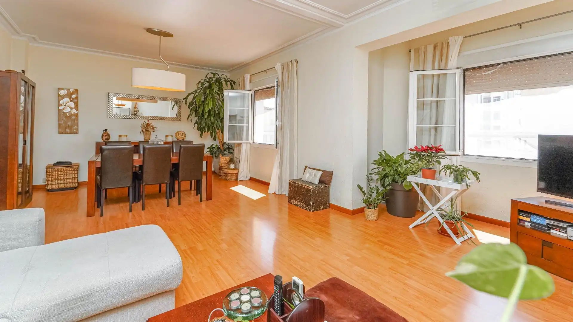 Sala d'estar de Pis en venda en  Palma de Mallorca amb Aire condicionat, Calefacció i Parquet