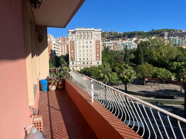 Piso en Venta en  d'Alfons 'el Savi' en El Baix Guinardó