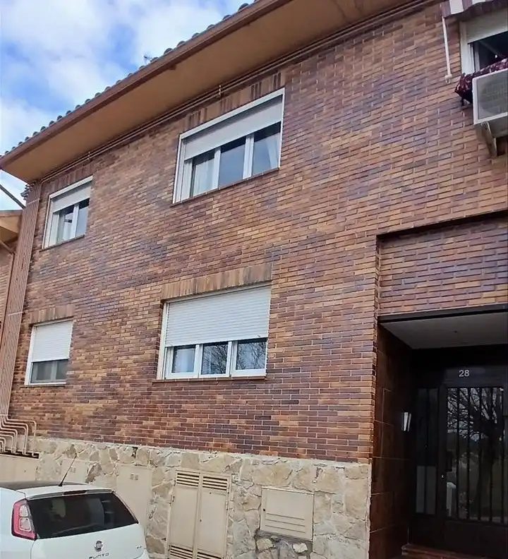 Vista exterior de Pis en venda en Valdemorillo
