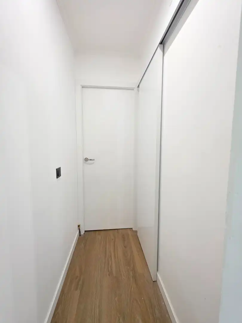 Flat for sale in Barcelona  with Air Conditioner and Heating