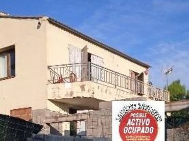 Casa con piscina en venta en Calle MAGNOLIA