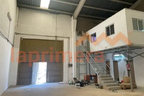 Nave industrial de alquiler en Aldaia