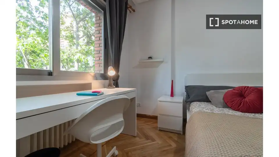 Room in Madrid, Madrid