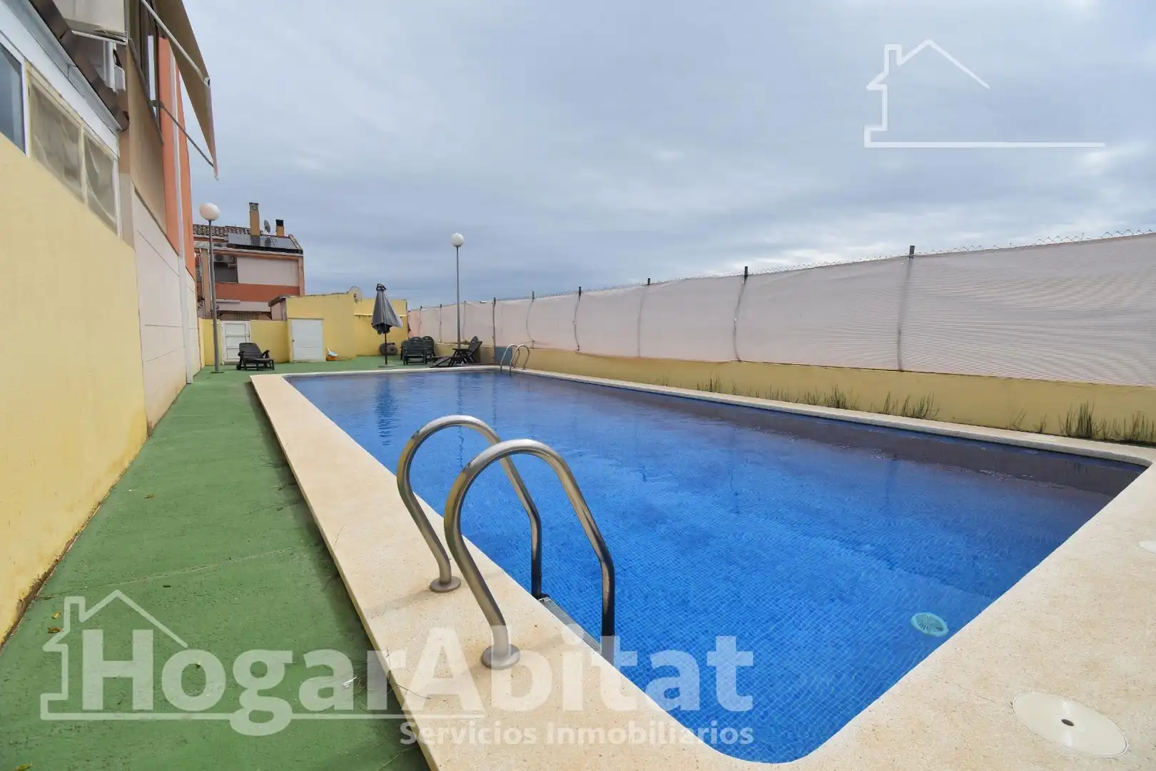 Maison mitoyenne avec piscine à vendre à Catalans, imagen 2