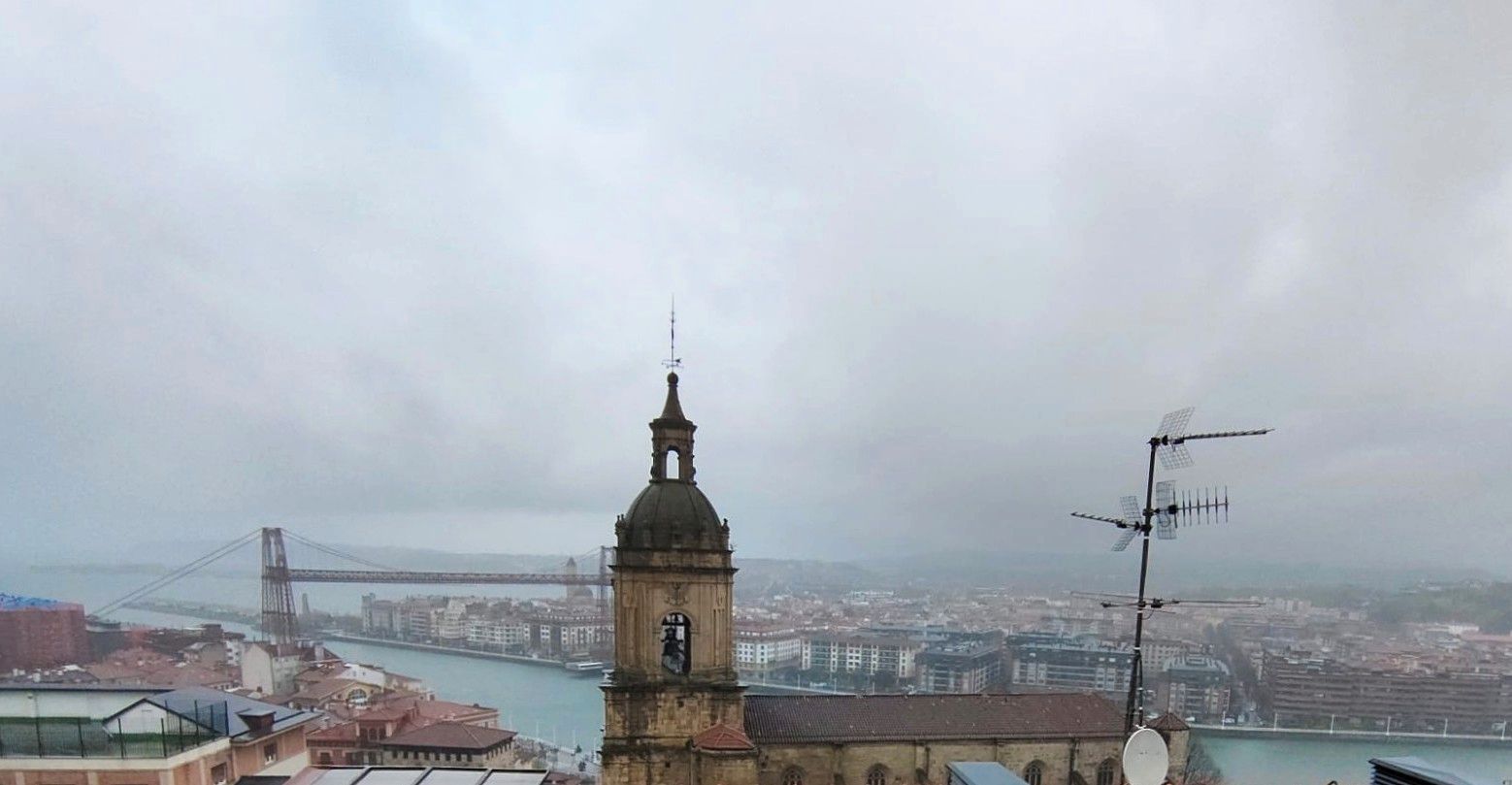 Exterior view of Flat for sale in Portugalete  with Storage room and Balcony