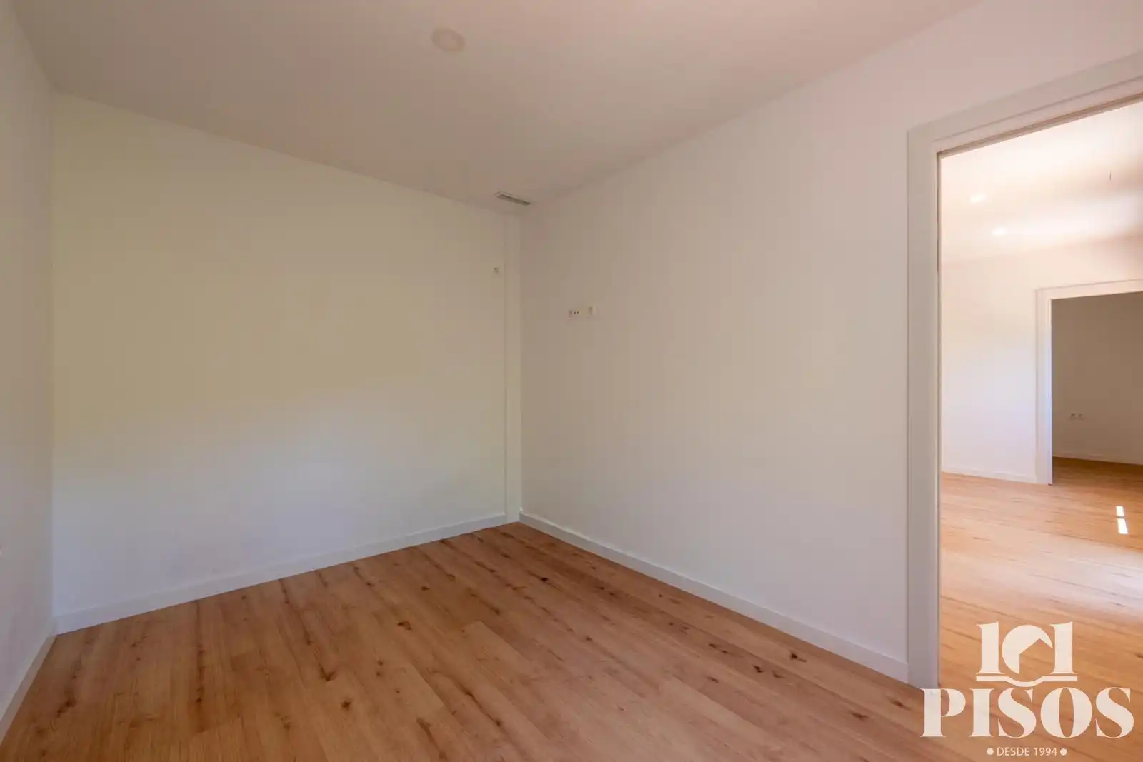 Dormitori de Casa o xalet en venda en Sant Cugat del Vallès amb Aire condicionat, Calefacció i Jardí privat
