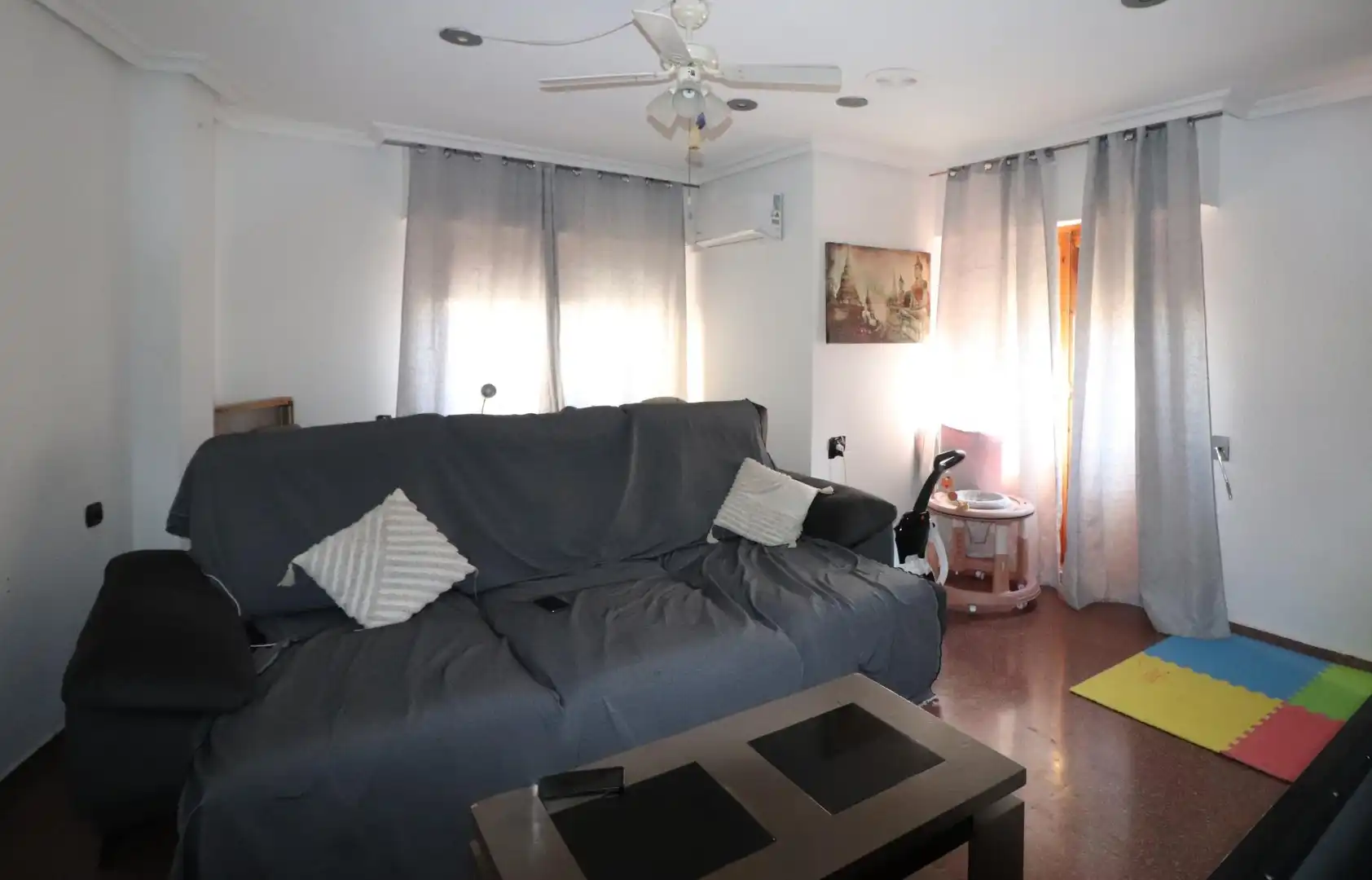 Sala de estar de Piso en venta en Elda con Aire acondicionado y Balcón
