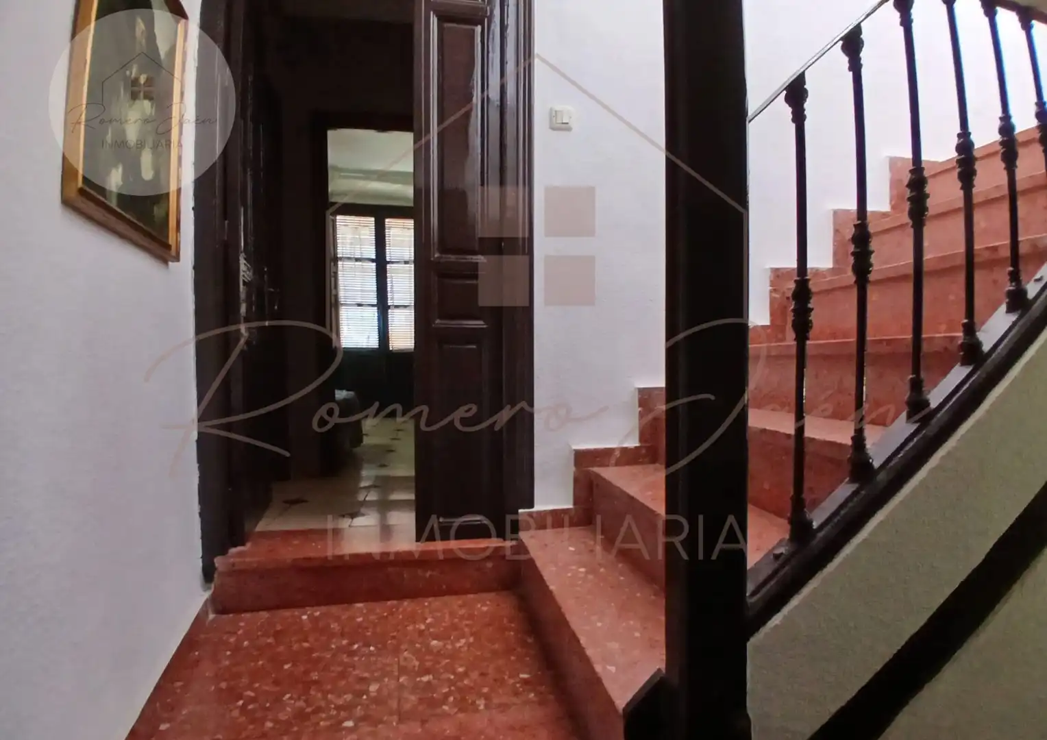 Casa o xalet en venda en Jaén amb Calefacció, Traster i Moblat