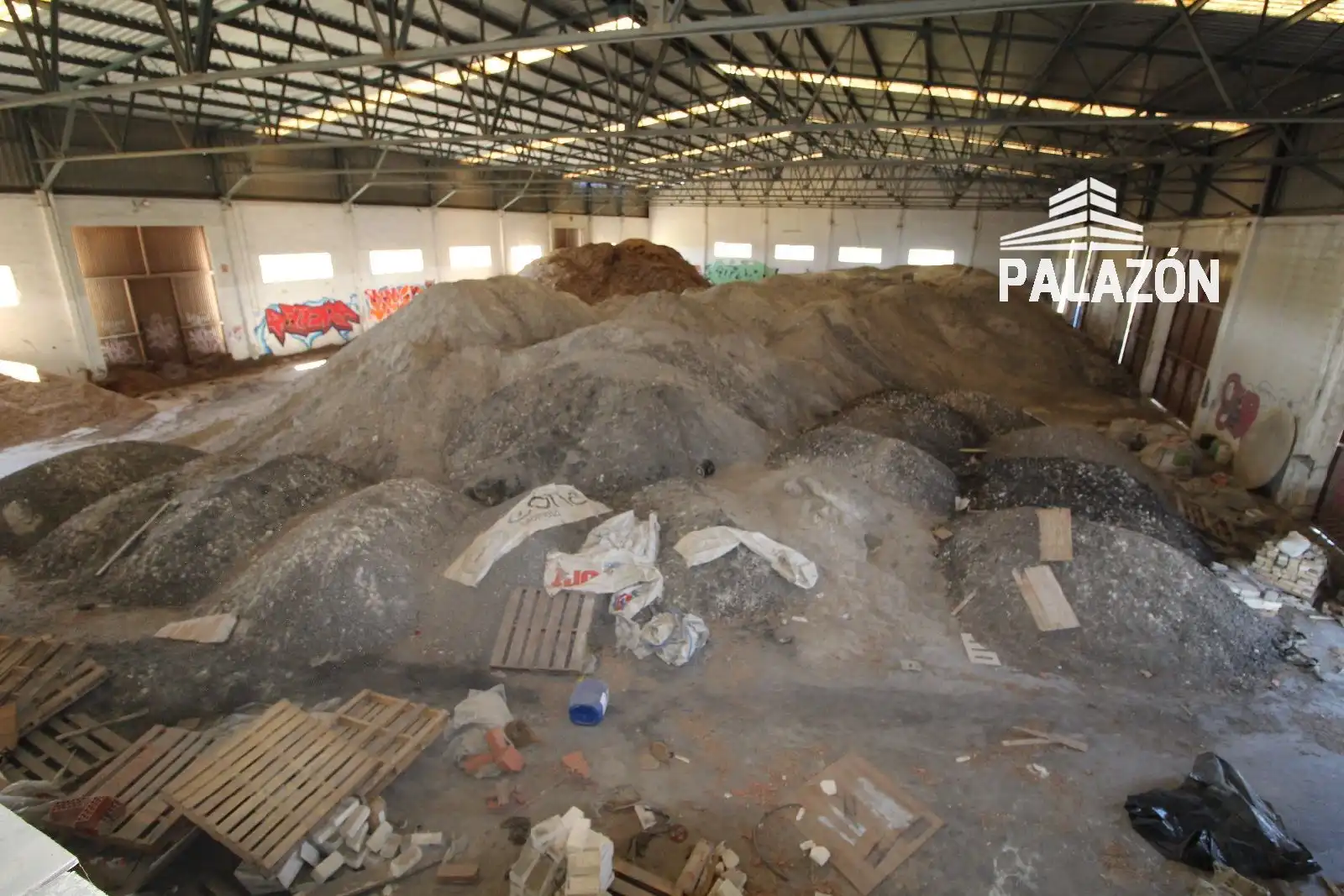 Nau industrial en venda a Crevillent, imagen 2