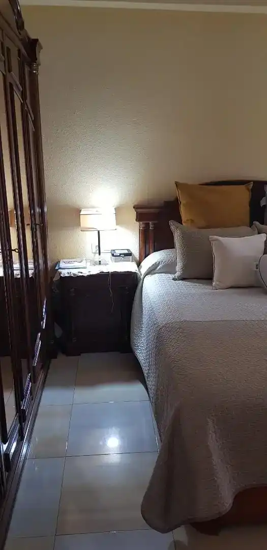 Habitación de Piso en venta en  Córdoba Capital con Aire acondicionado y Balcón