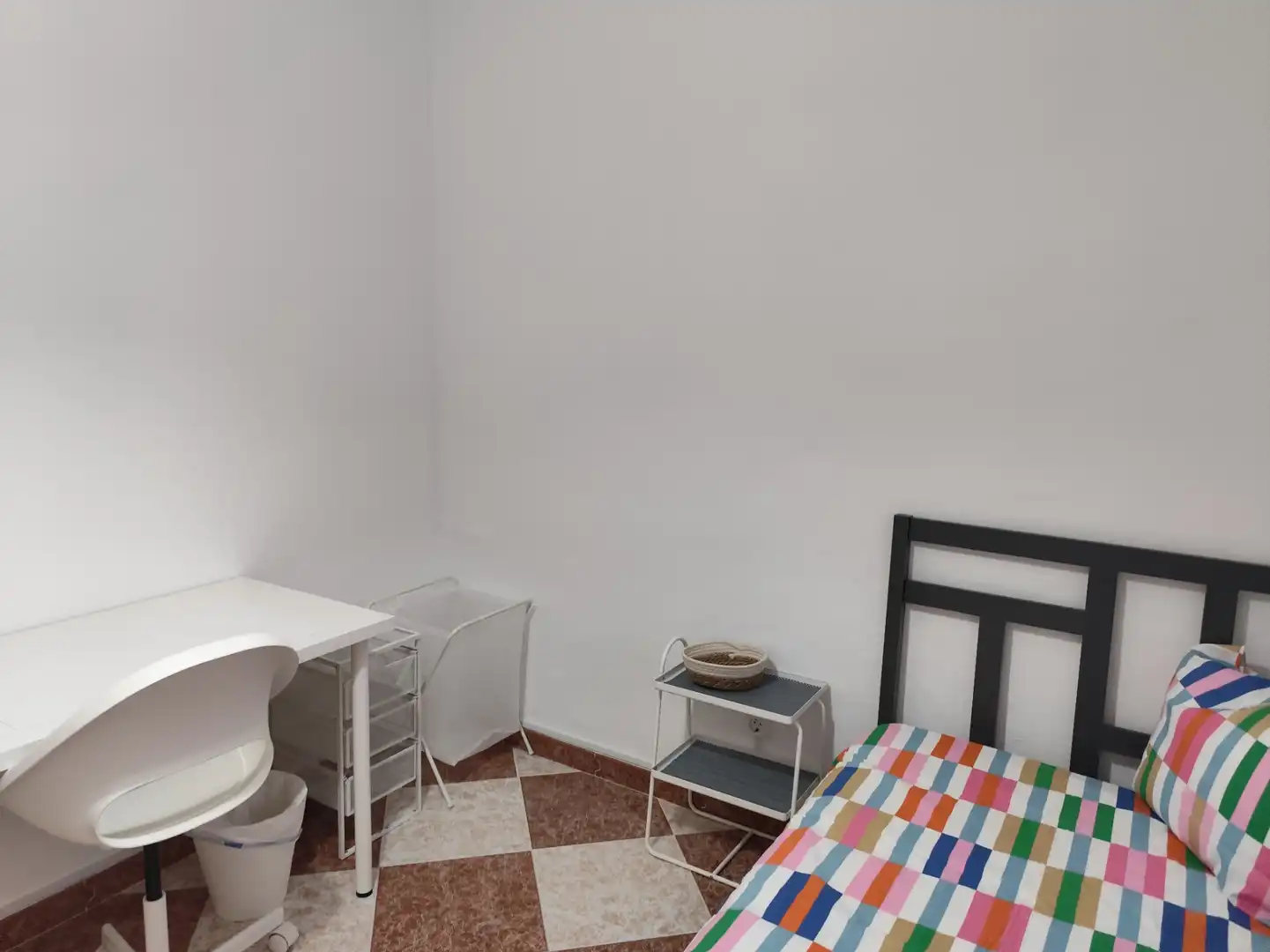 Flat for rent in Calle Ramón y Cajal, Centro