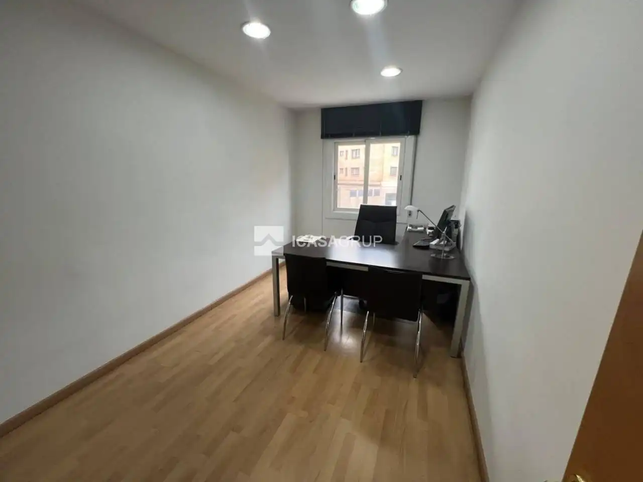 Flat for sale in Sant Cugat del Vallès  with Air Conditioner, Parquet flooring and Balcony