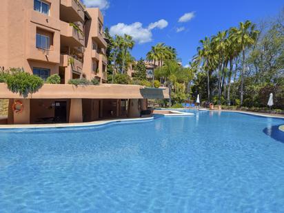 Piscina de Apartament en venda en Marbella amb Aire condicionat, Terrassa i Piscina