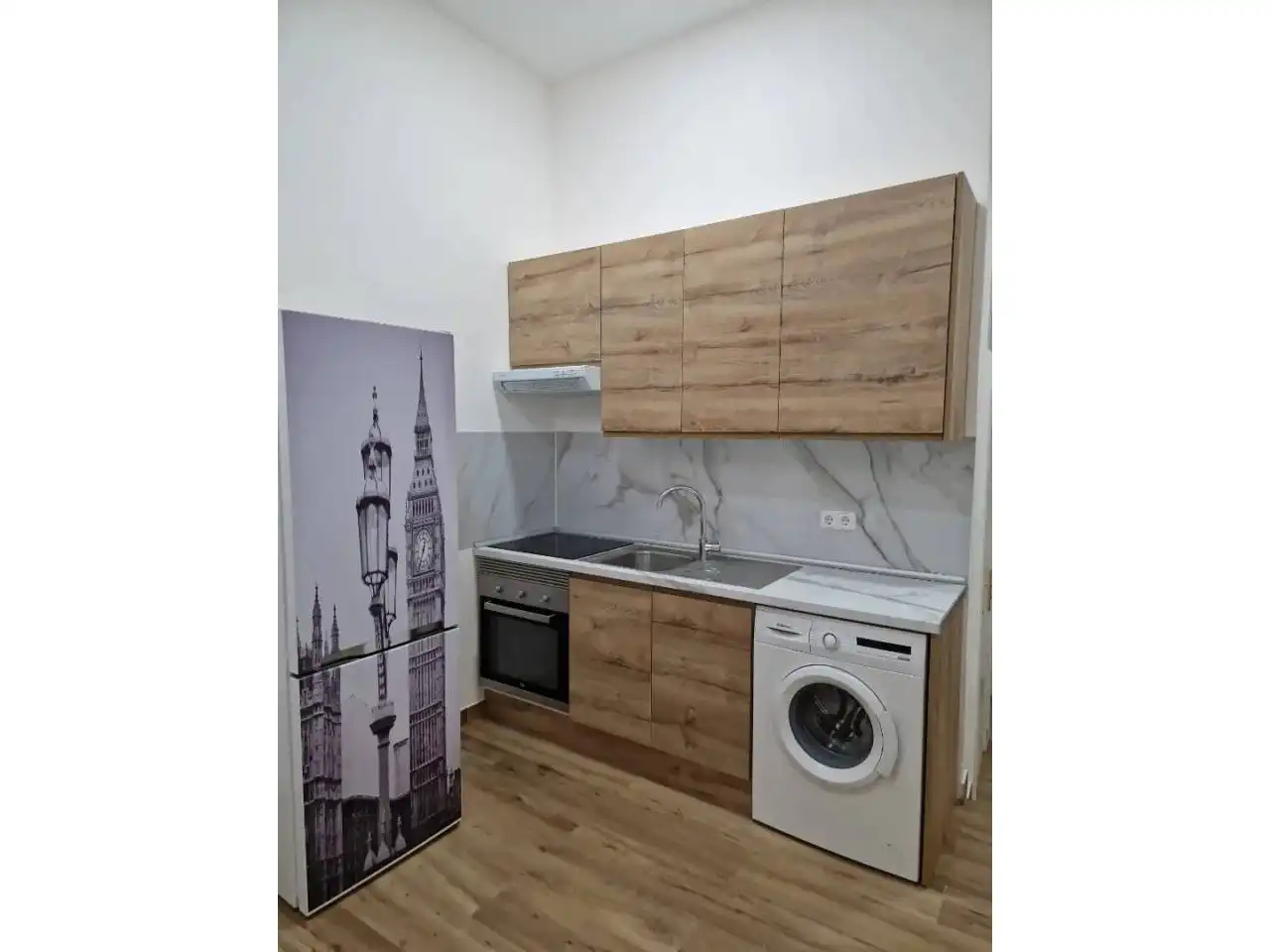 Küche von Maisonette zum Verkauf in Barcelona mit Parkett