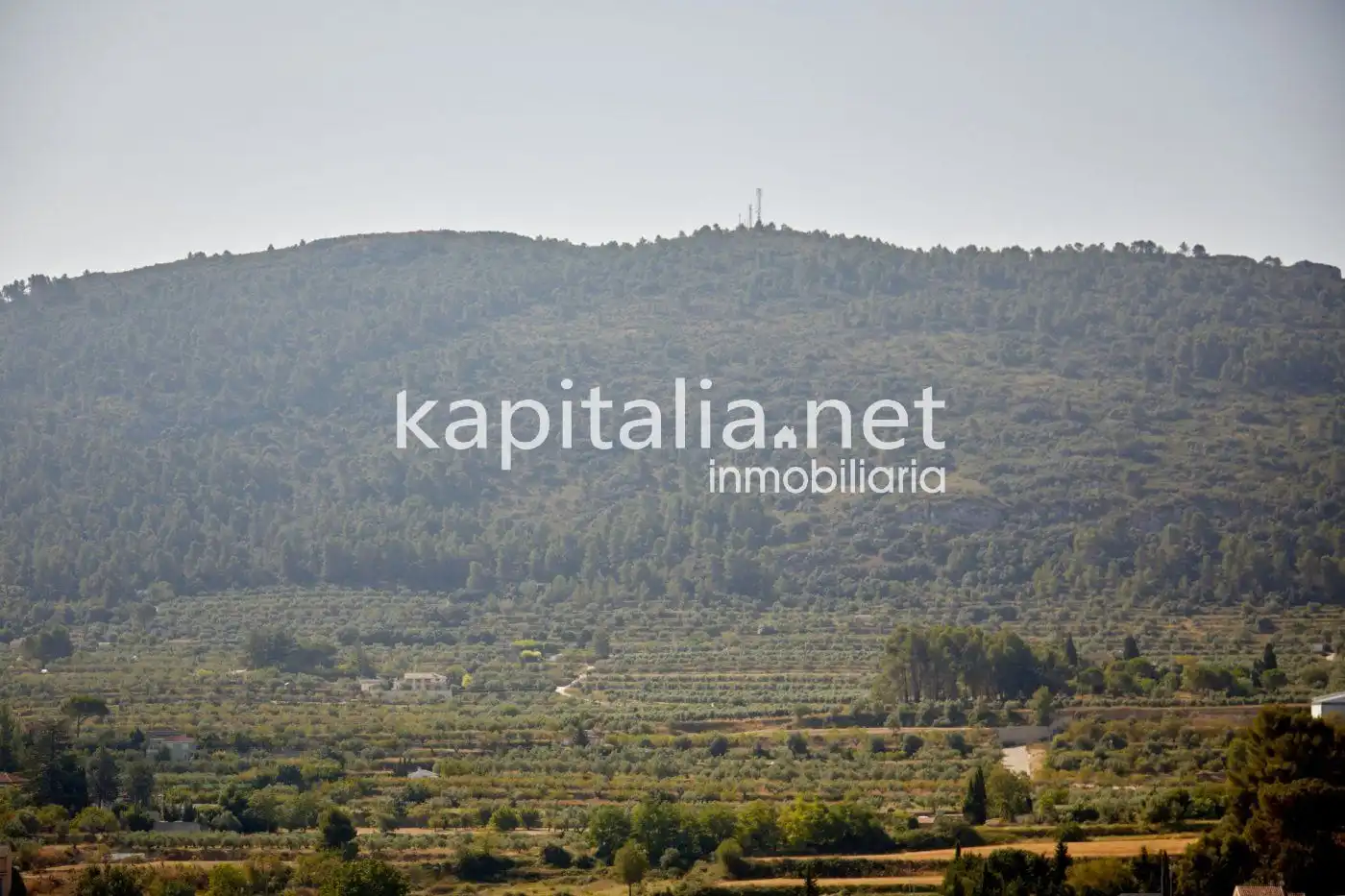 Country house zum Verkauf in Bocairent mit Privatgarten, Terrasse und Balkon
