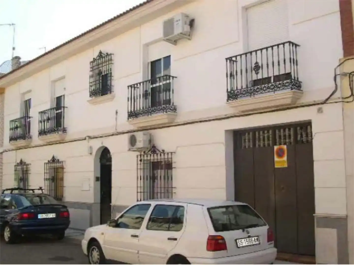 Vista exterior de Casa adosada en venda en Palma del Río