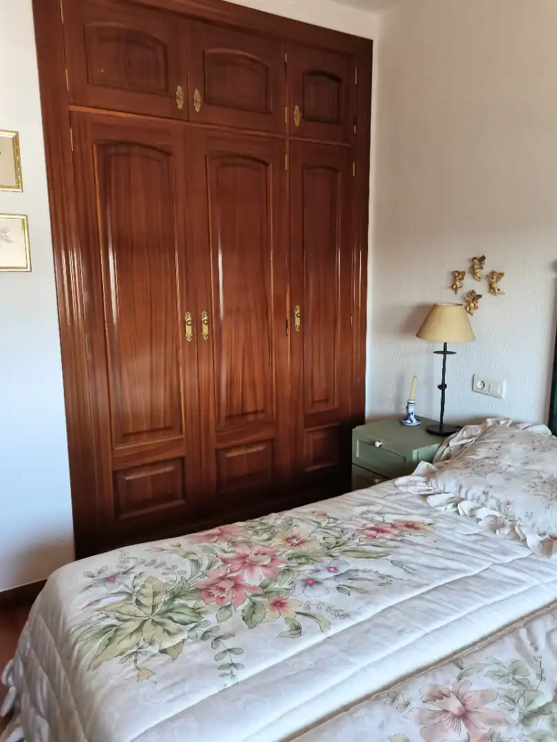 Dormitori de Casa o xalet en venda en Málaga amb Calefacció, Jardí privat i Parquet