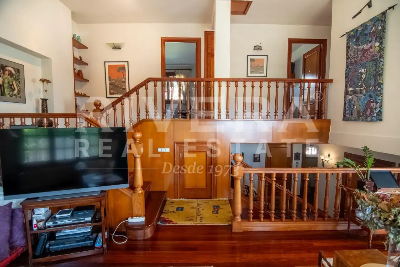 Casa o chalet en venta en Vigo  con Calefacción, Jardín privado y Terraza