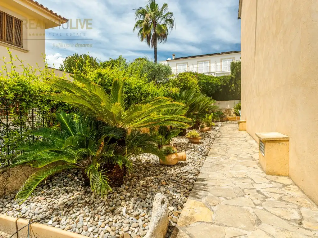Außenansicht von Einfamilien-Reihenhaus zum Verkauf in Alcúdia mit Klimaanlage, Privatgarten und Terrasse