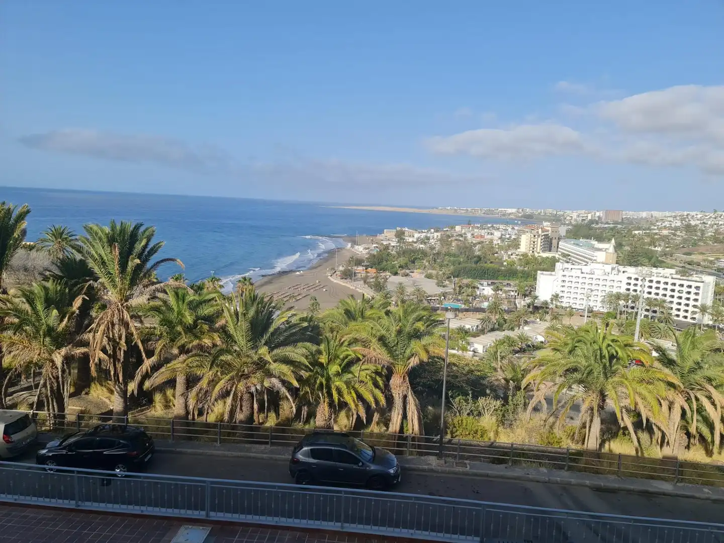 Vista exterior de Casa o xalet de lloguer en San Bartolomé de Tirajana amb Jardí privat, Terrassa i Moblat