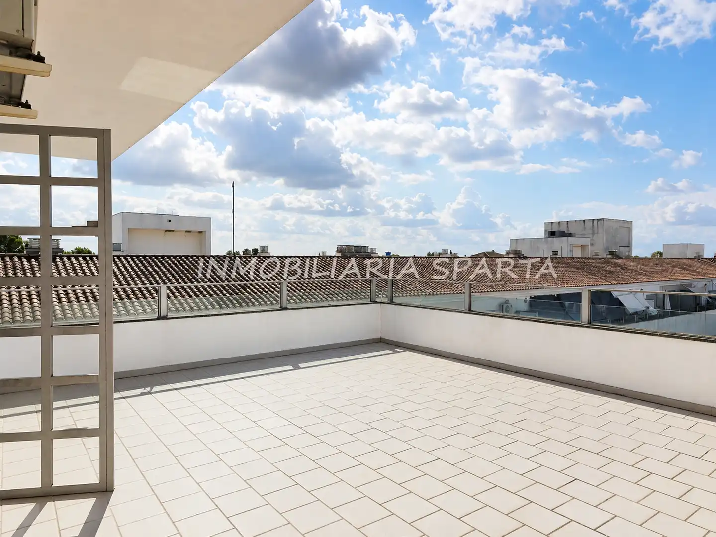 Attic for rent in Avenida Presidente Adolfo Suarez, 2, Sanlúcar la Mayor