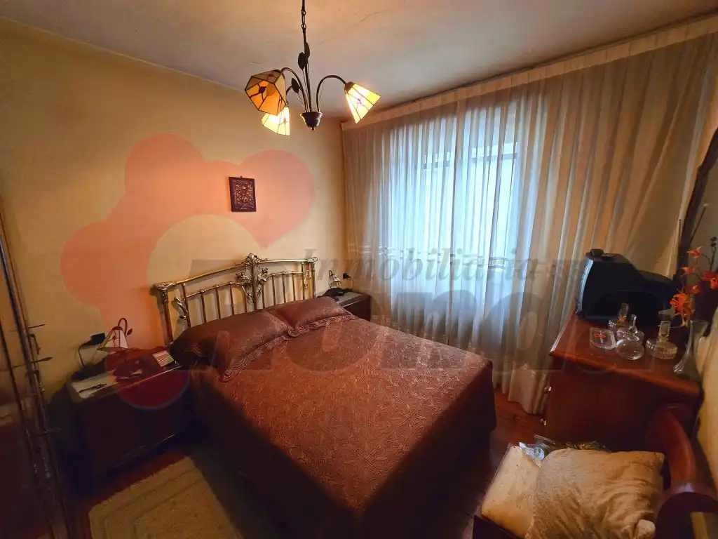 Habitación de Casa adosada en venta en Lugo