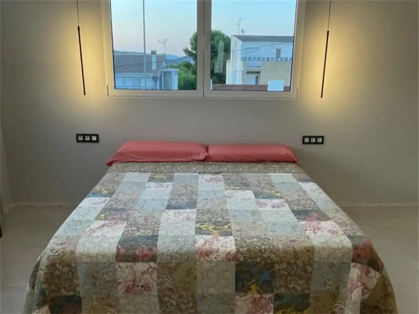 Dormitori de Casa adosada en venda en L'Alcora amb Aire condicionat i Piscina