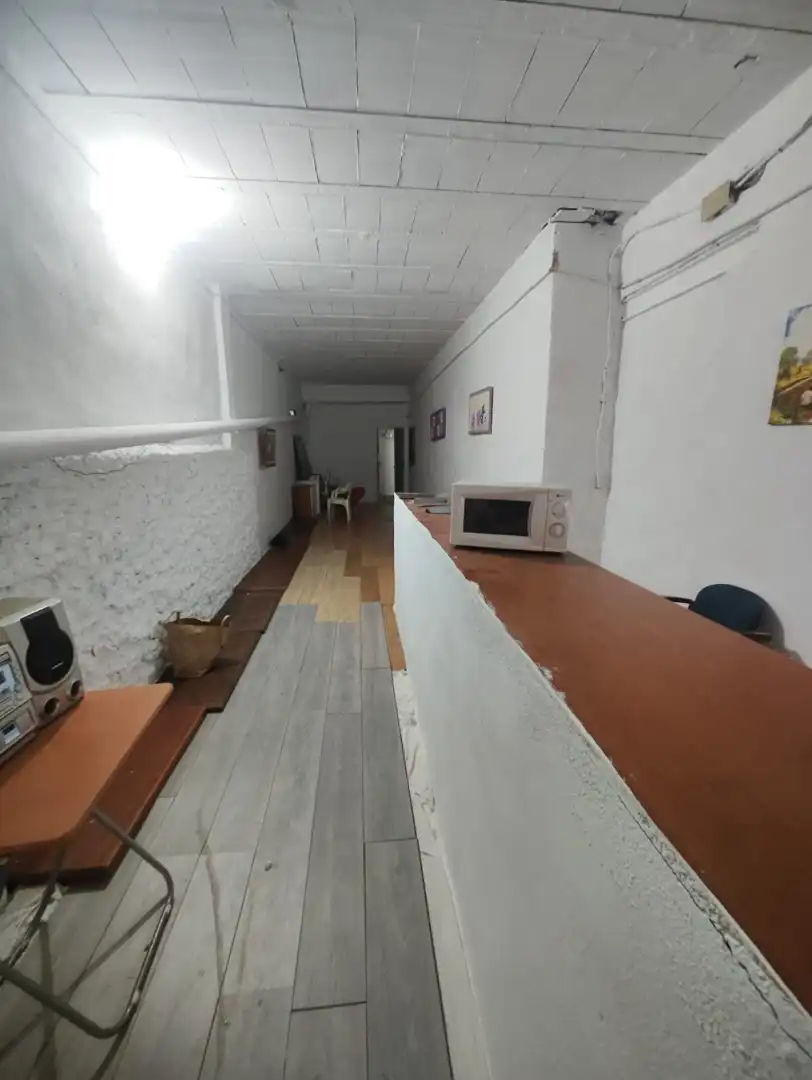 Local comercial en venda a Carrer Verge del Pilar 13, imagen 2