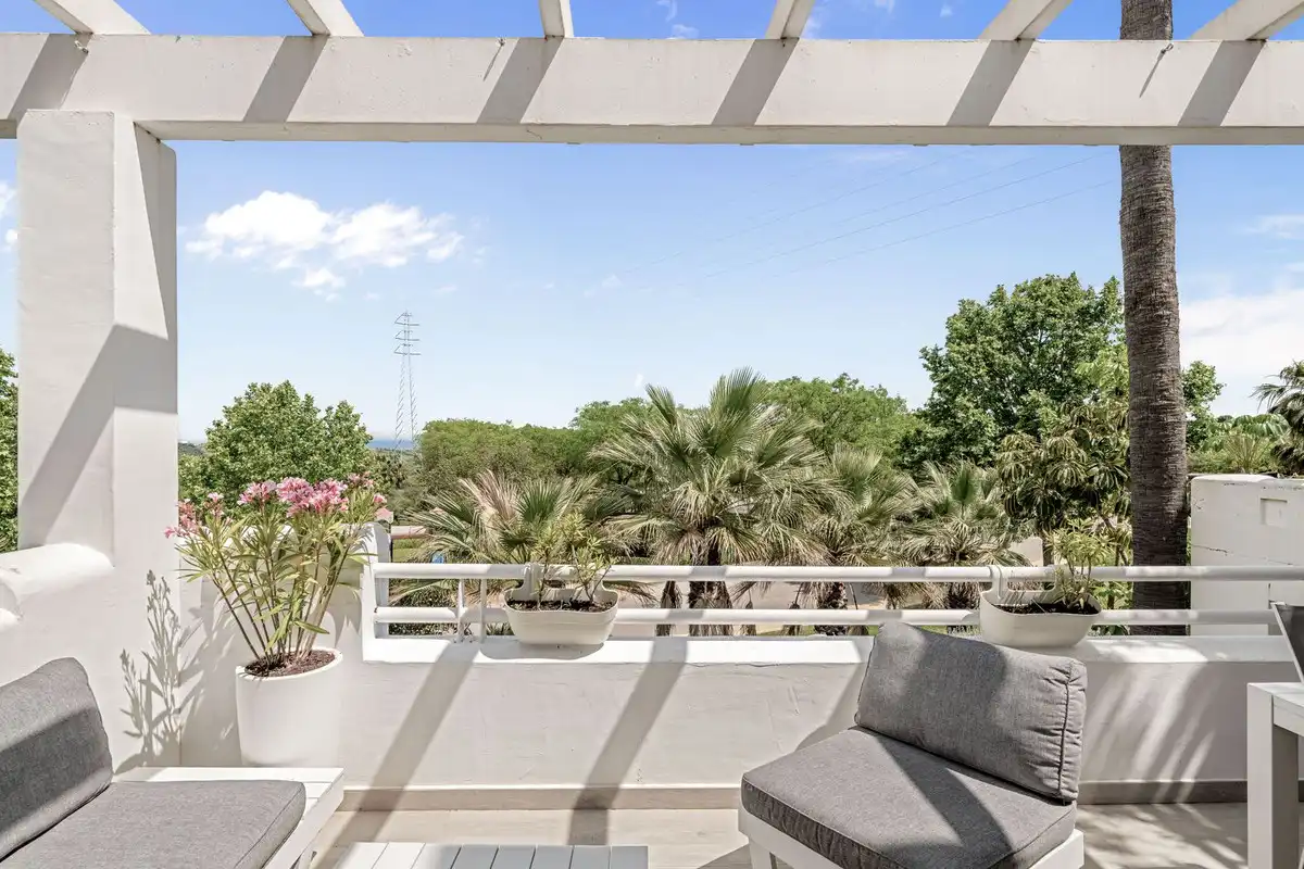 Apartament amb piscina en venda a Casares pueblo, imagen 5