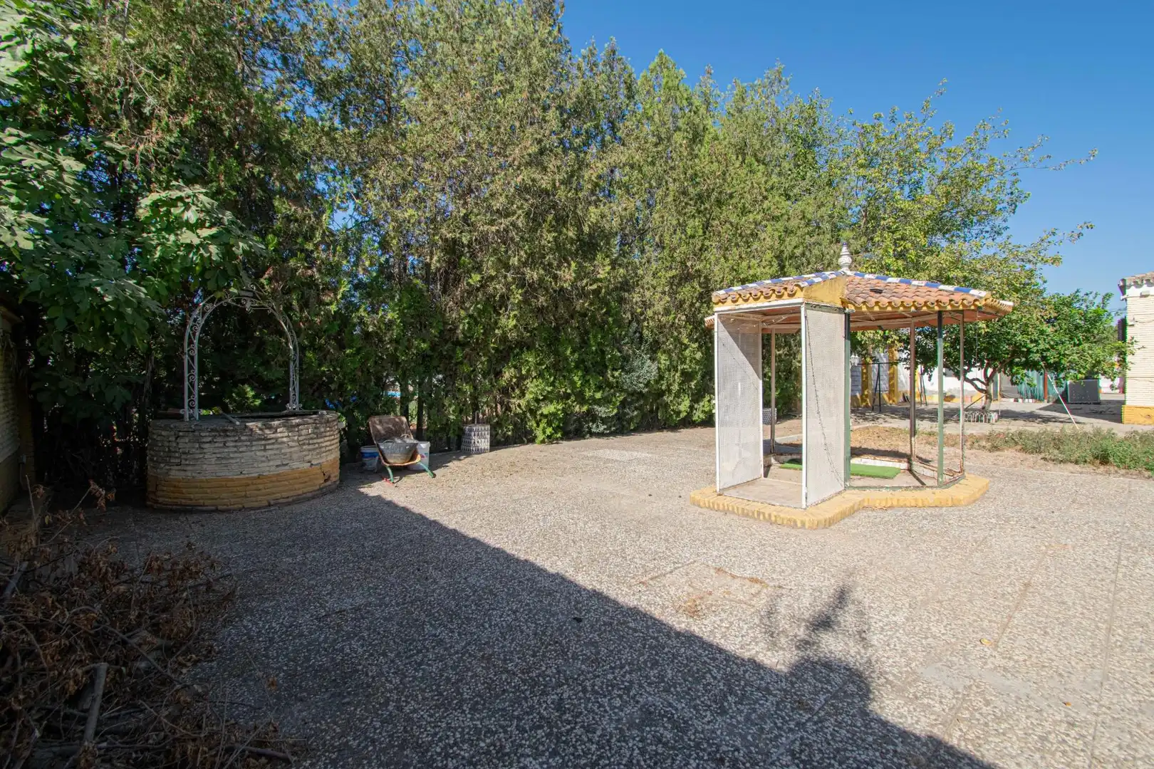 Jardí de Casa o xalet en venda en La Rinconada amb Jardí privat i Piscina
