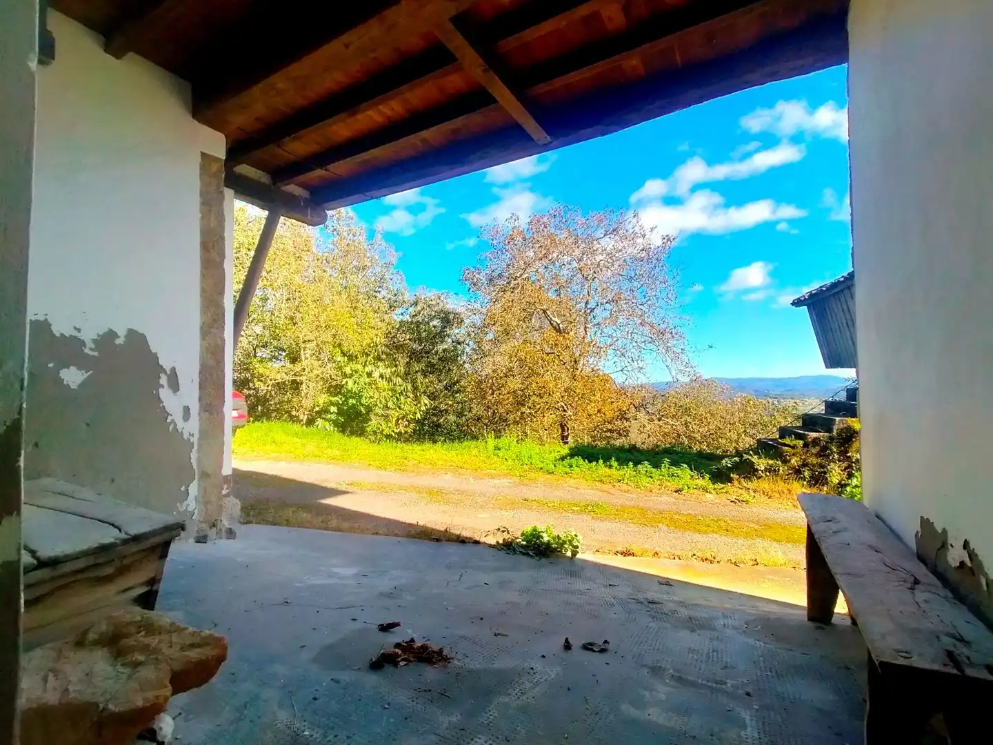 Vista exterior de Finca rústica en venda en Salas amb Calefacció, Jardí privat i Traster