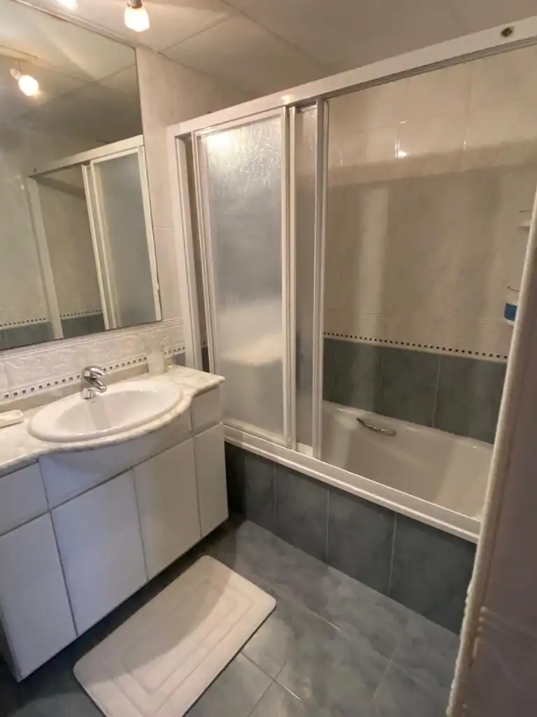 Apartments for rent in Carrer de la Costera, 2, Barrio de Benicalap