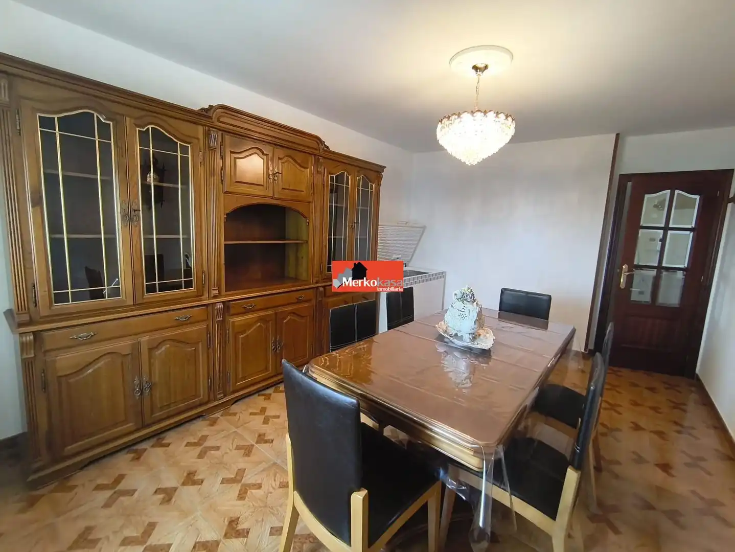 Comedor de Piso en venta en Lugo con Calefacción, Amueblado y Balcón