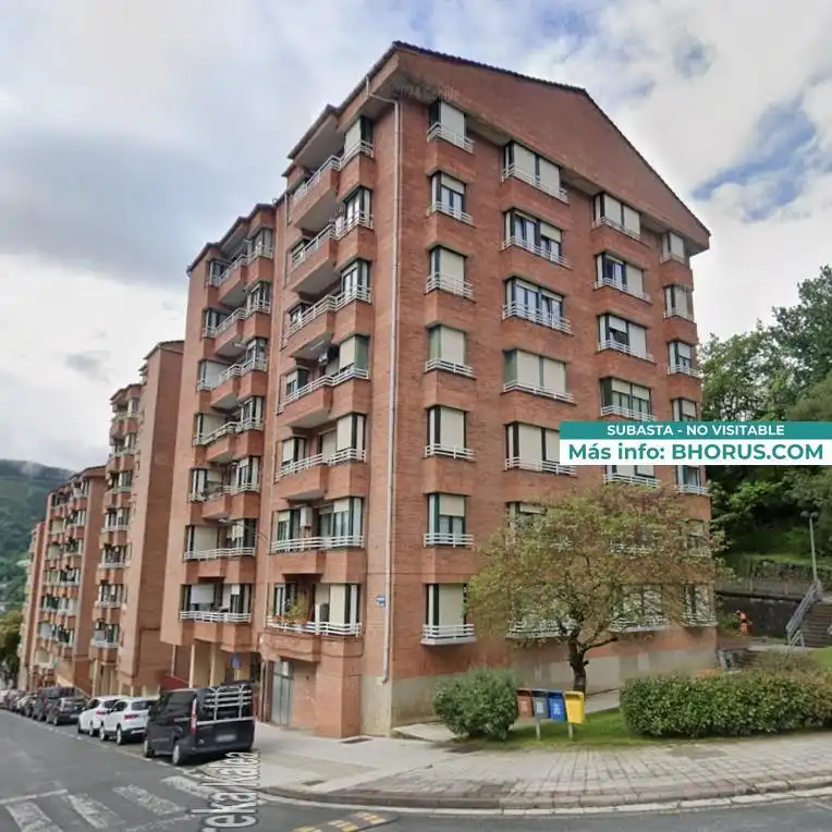 Vista exterior de Piso en venta en Arrasate / Mondragón