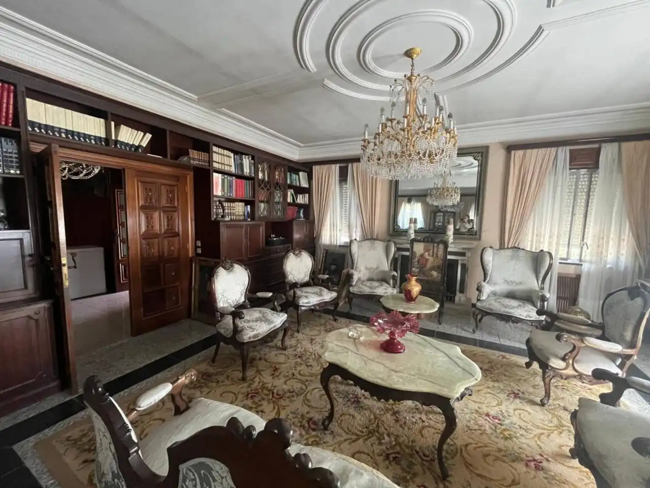 Sala de estar de Casa o chalet en venta en Santiago de Compostela  con Calefacción, Jardín privado y Parquet