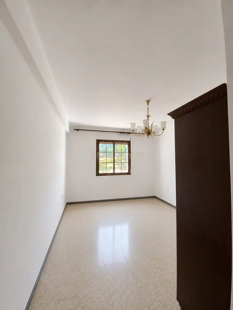 Comedor de Edificio en venta en Valencia de Alcántara
