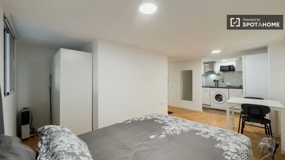 Flat for rent in Sant Pere, Sta. Caterina i la Ribera