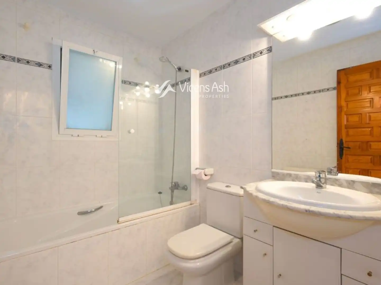 Bathroom of Houses for sale in Jávea / Xàbia  with Air Conditioner, Heating and Terrace