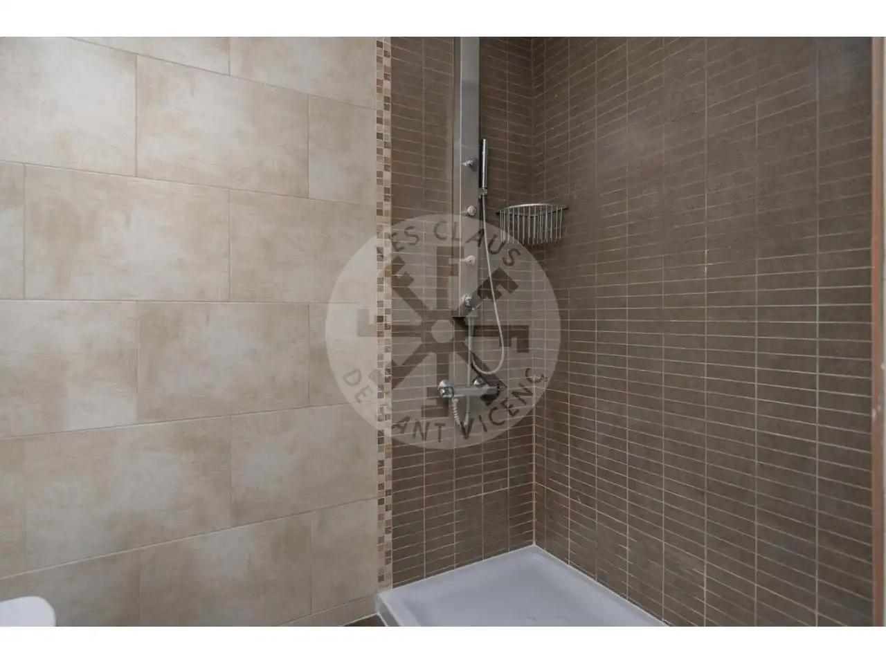Bathroom of Duplexes for sale in Sant Vicenç de Castellet  with Storage room