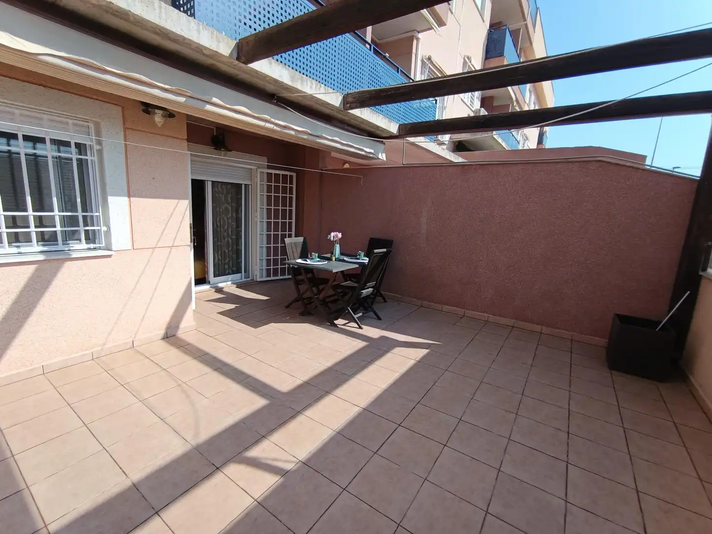 Terrasse von Erdgeschoss zum Verkauf in Casco Urbano