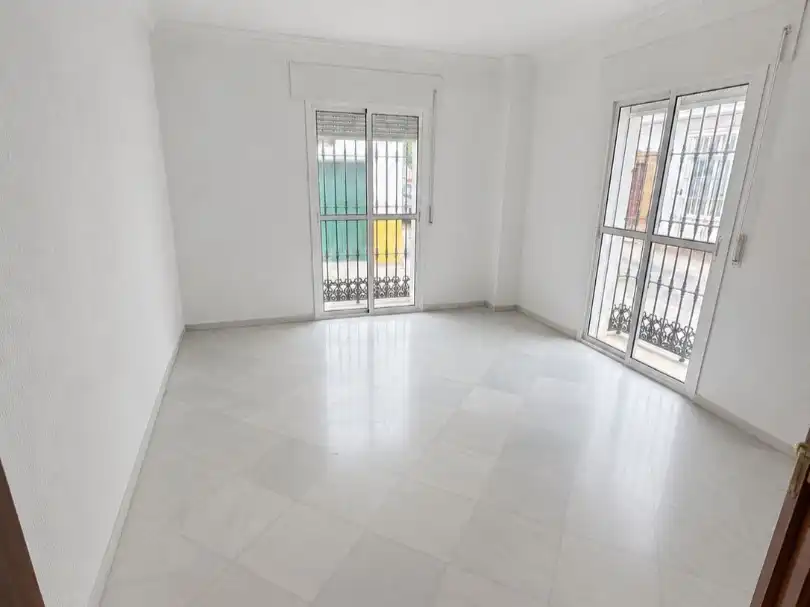 Habitación de Local de alquiler en San Fernando