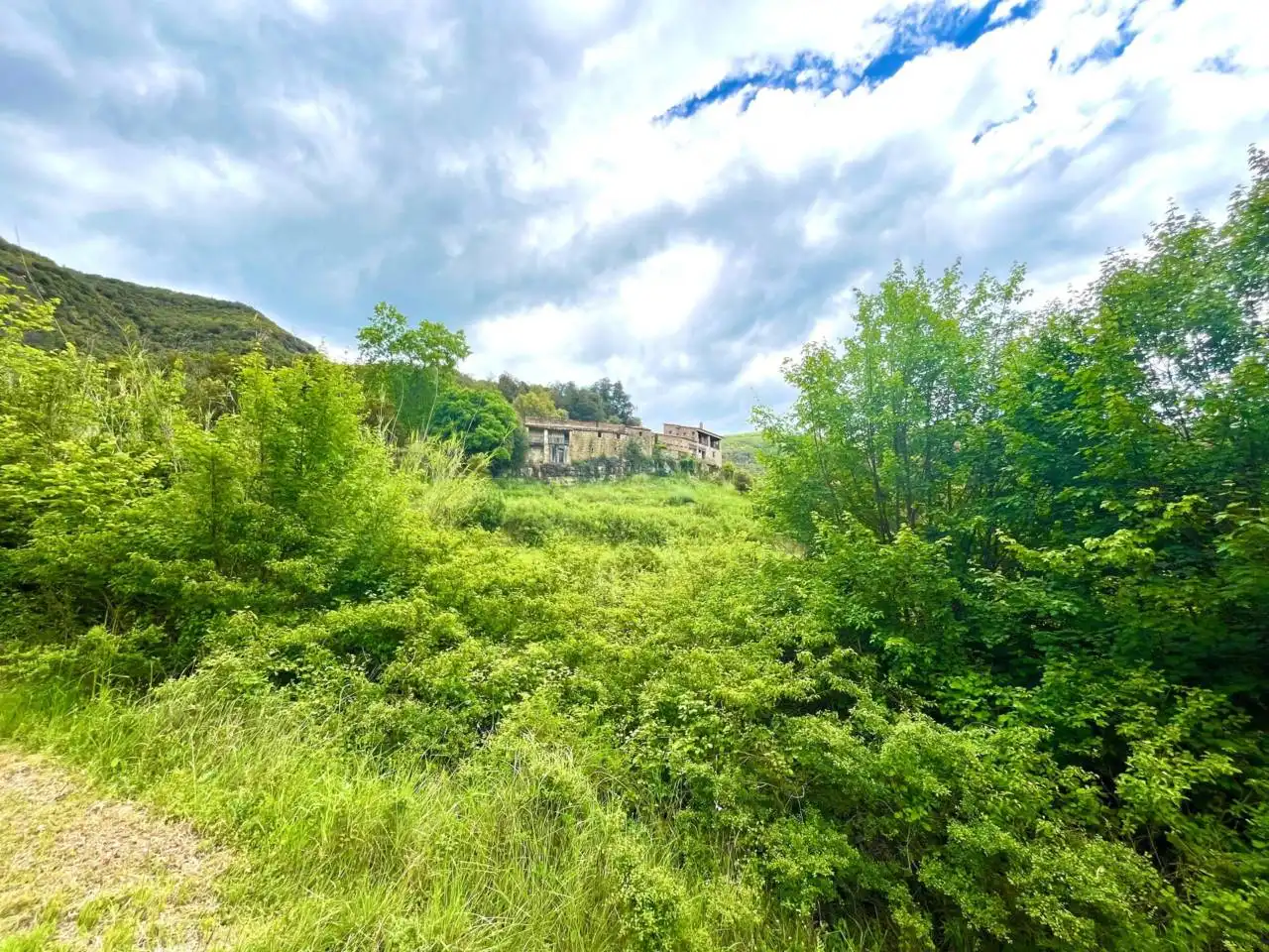 Finca rústica en venta en Sant Aniol de Finestres con Calefacción, Jardín privado y Terraza
