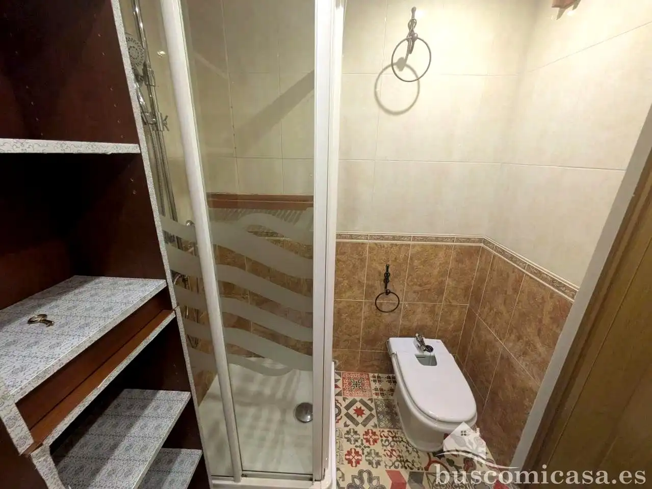 Bathroom of Flat for rent in Linares  with Air Conditioner and Furnished