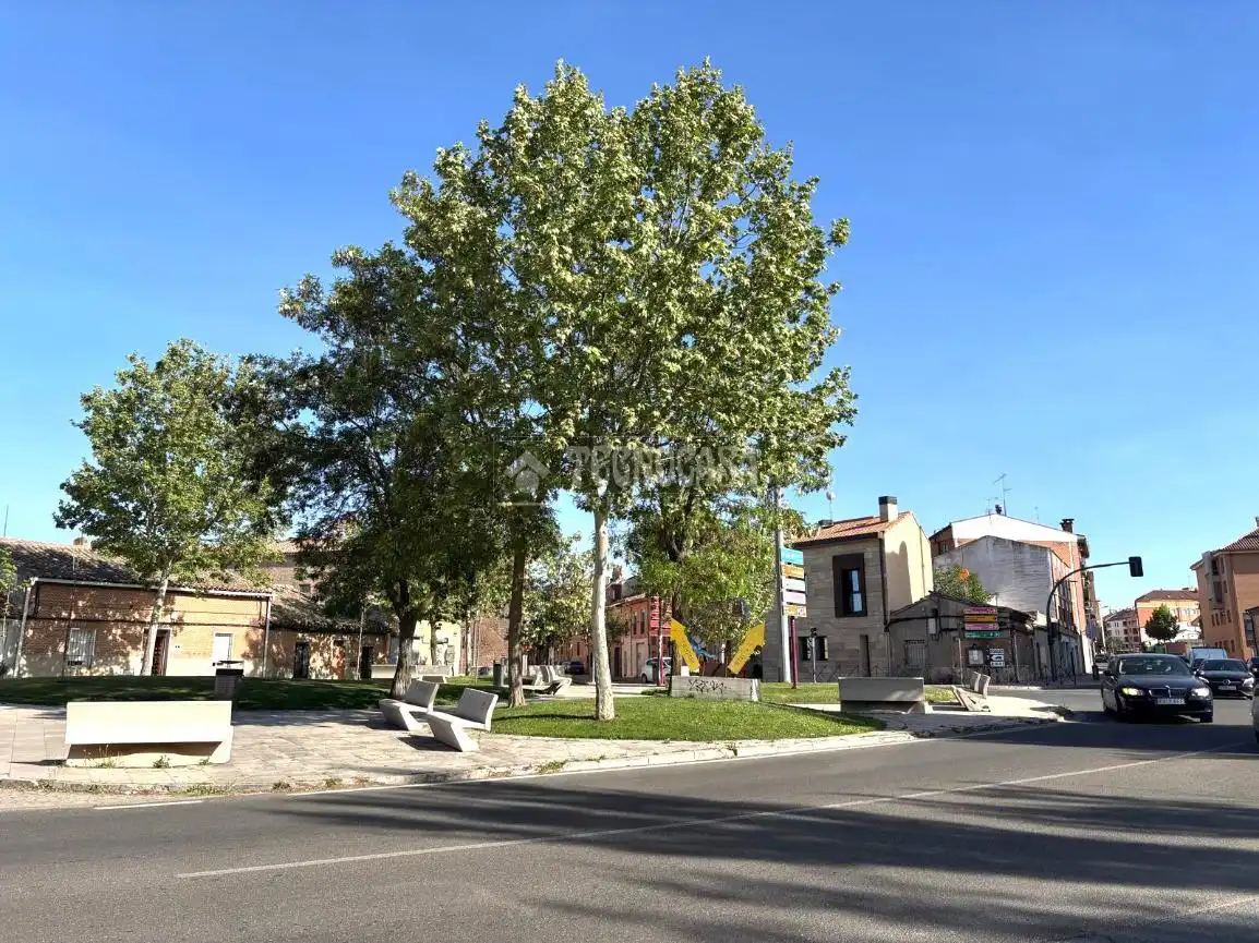 Vista exterior de Casa o xalet en venda en Medina del Campo
